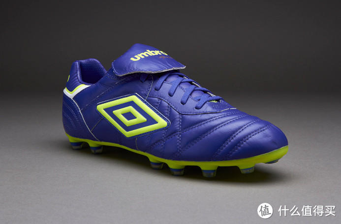 90年代的足球记忆：Umbro 茵宝 推出 全新 Speciali Eternal Pro 系列足球鞋